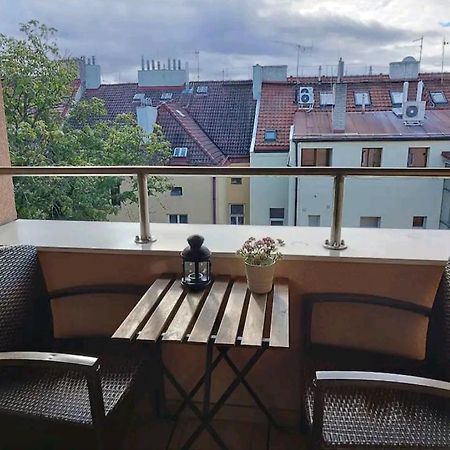 Cozy Rooftop With Balcony Prague Ngoại thất bức ảnh
