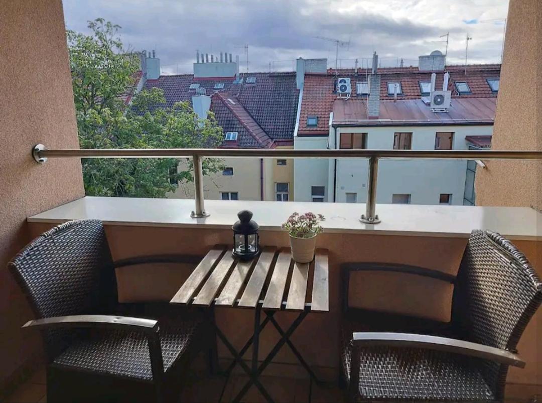 Cozy Rooftop With Balcony Prague Ngoại thất bức ảnh