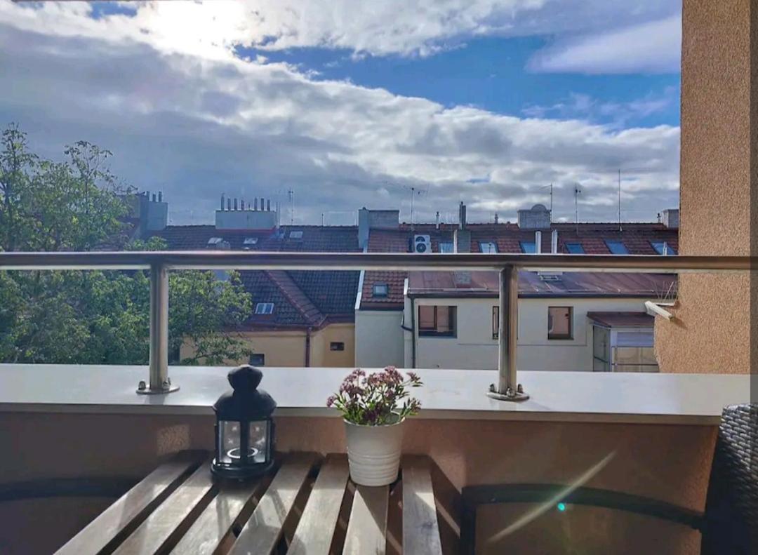 Cozy Rooftop With Balcony Prague Ngoại thất bức ảnh