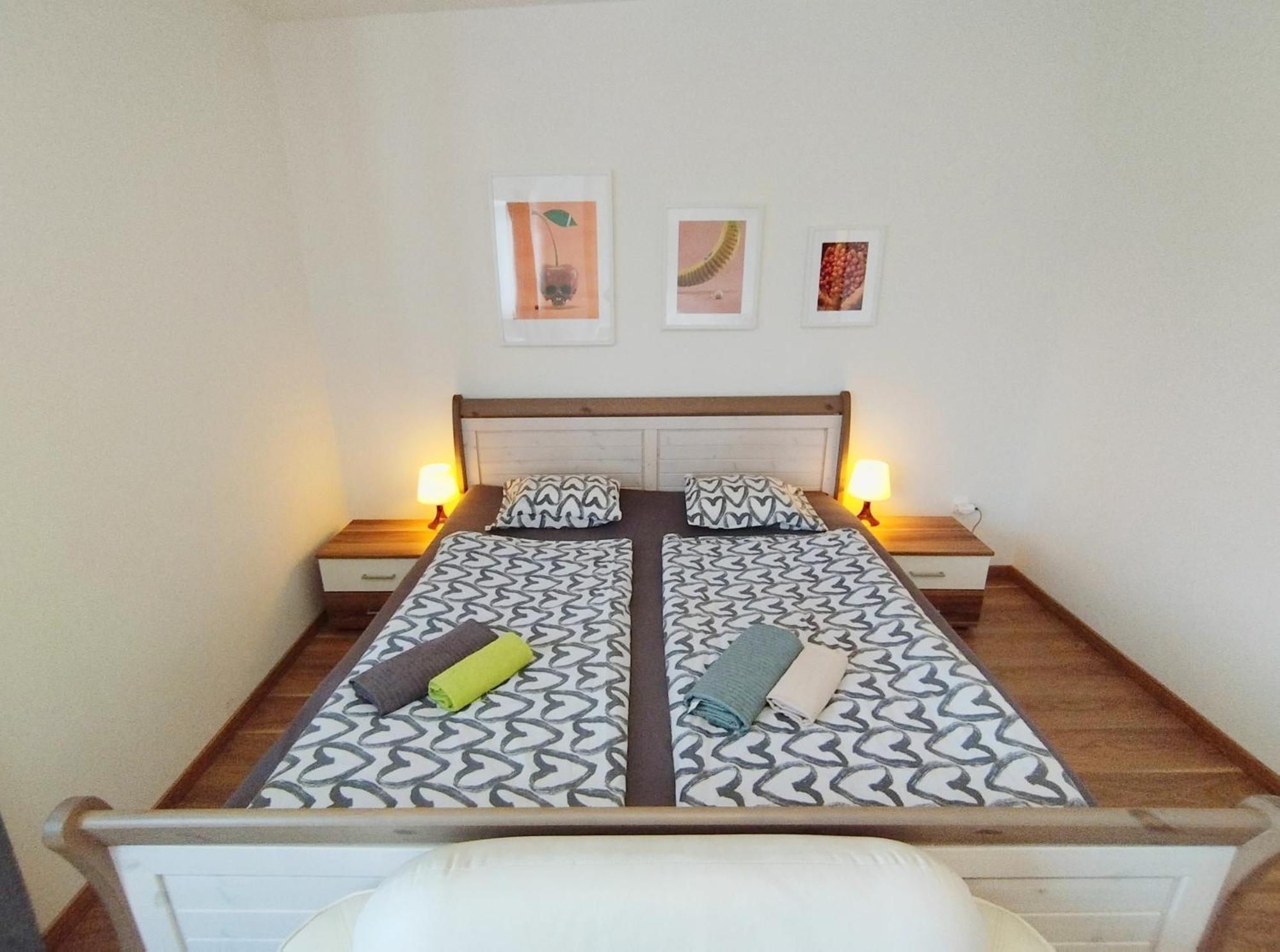Cozy Rooftop With Balcony Prague Ngoại thất bức ảnh