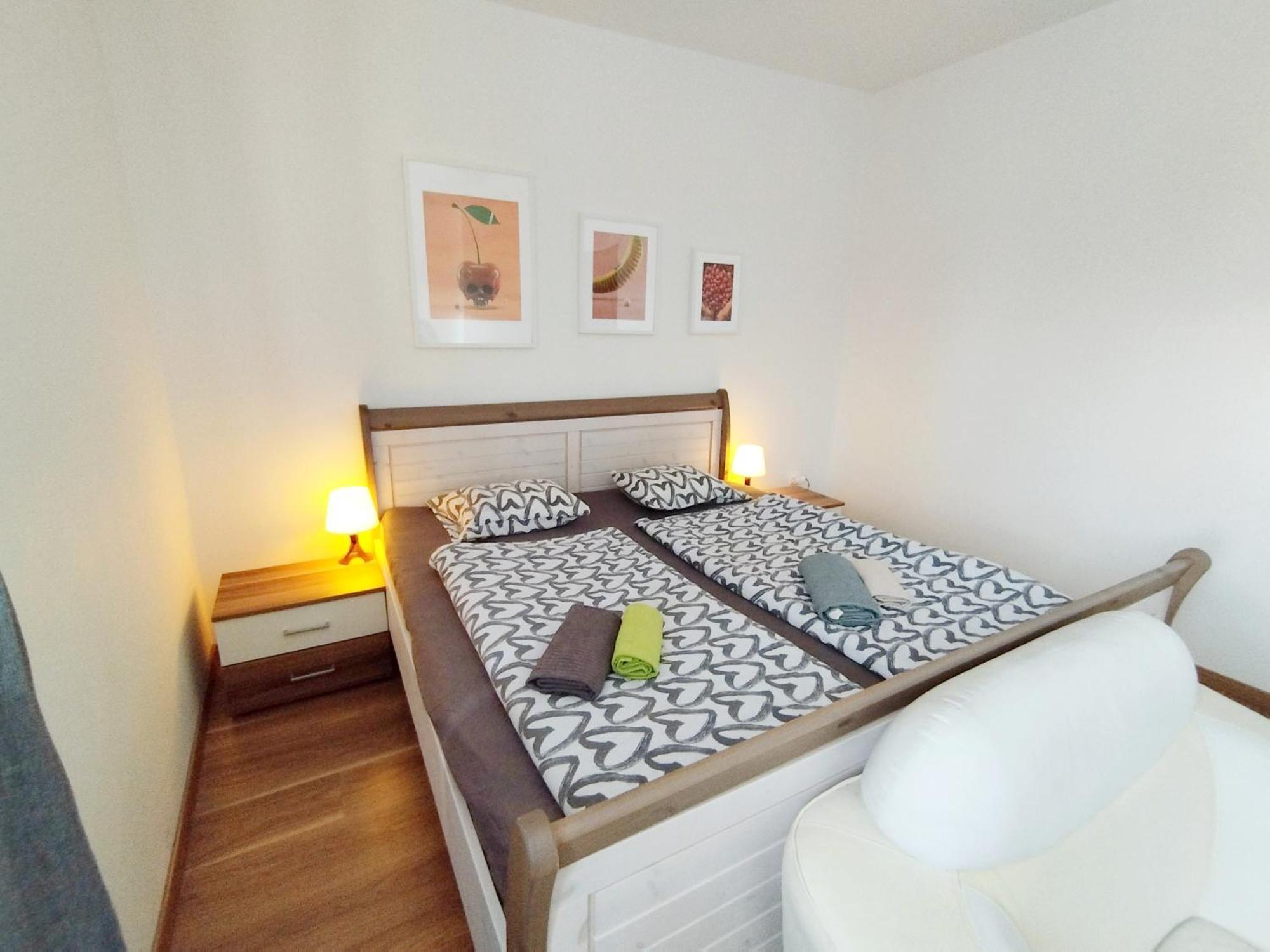 Cozy Rooftop With Balcony Prague Ngoại thất bức ảnh